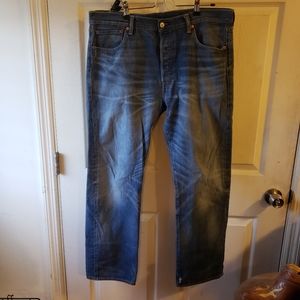 Levi’s original 501 straight leg medium wash jeans W36 x L30